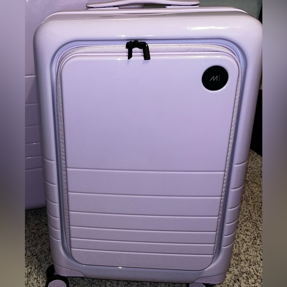 Monos x Magnolia Bakery Limited Edition Carry-On Pro Plus